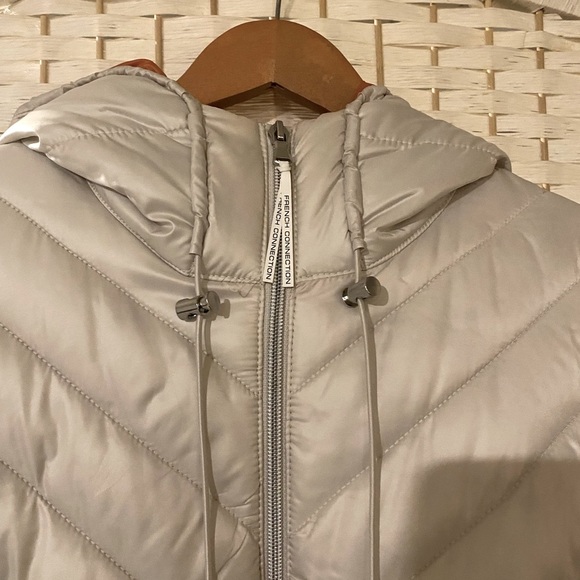 Like New White/Silver Hooded Quilted Anorak Packable from French Connection - Picture 6 of 11